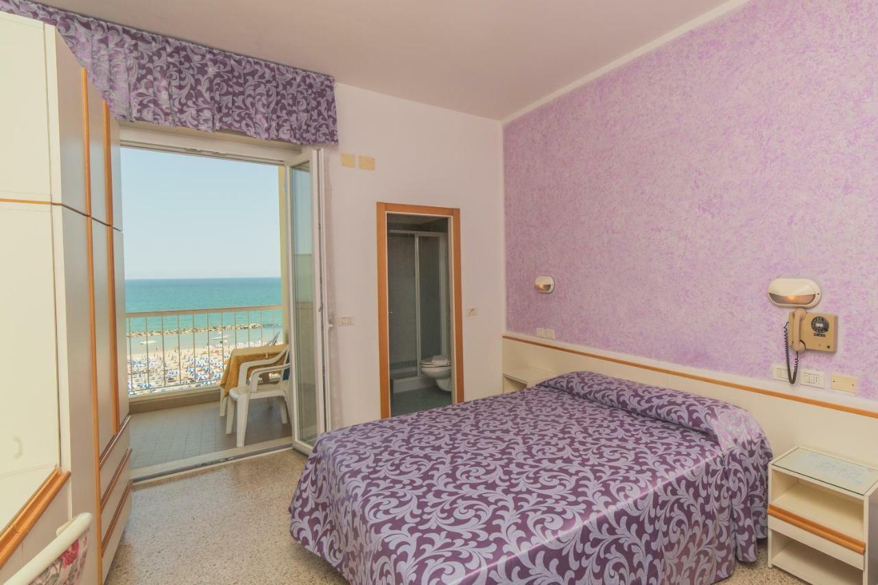Astoria 3*